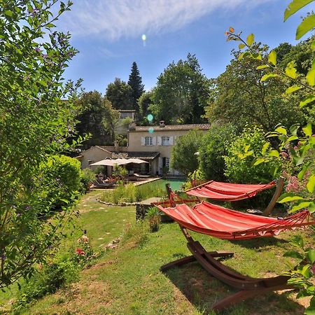 Bed and Breakfast Le Mazet De Tourrettes Екстер'єр фото
