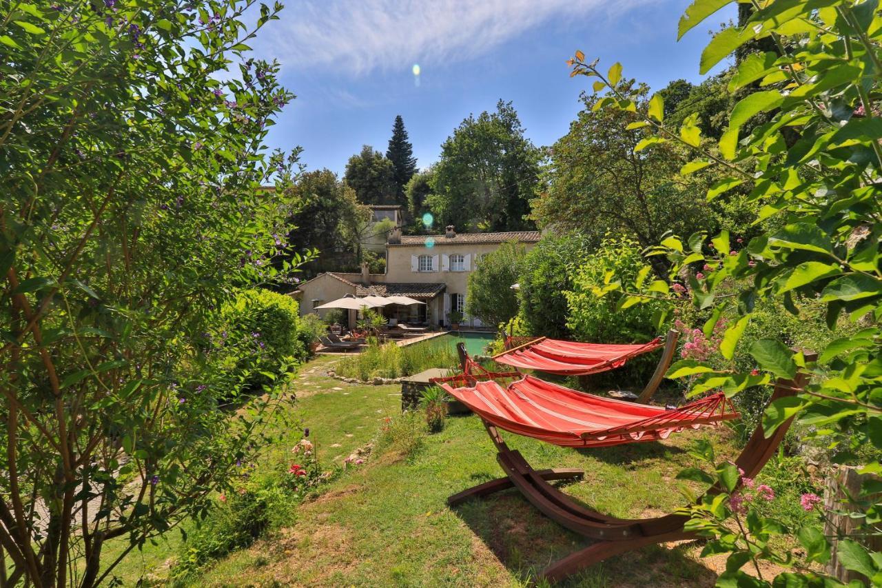 Bed and Breakfast Le Mazet De Tourrettes Екстер'єр фото