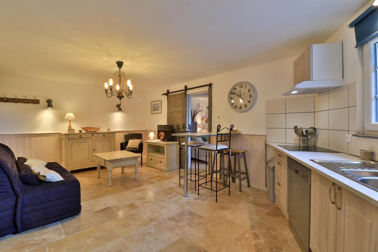 Bed and Breakfast Le Mazet De Tourrettes Екстер'єр фото