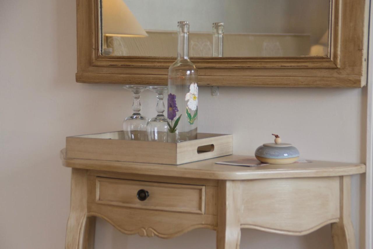 Bed and Breakfast Le Mazet De Tourrettes Екстер'єр фото